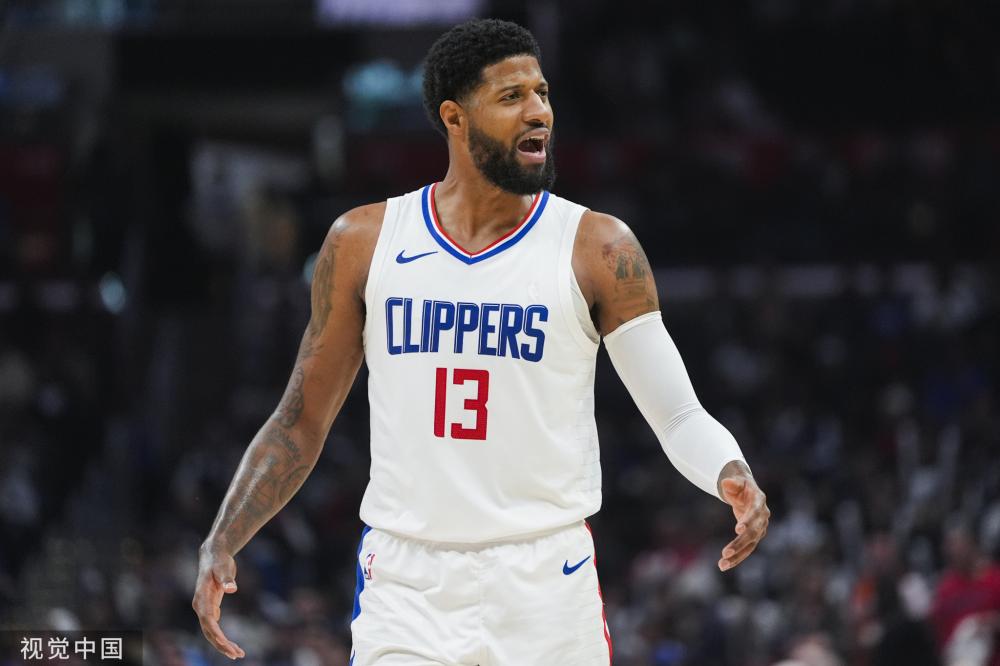 但他在社交 但他在社交