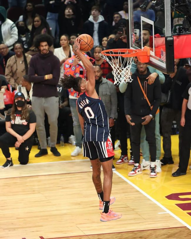 特别是以A 特别是以A